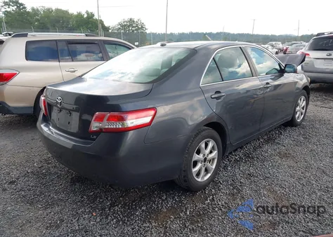 2011 Toyota Camry Le z USA, uszkodzony, nr VIN 4T1BF3EKXBU206792